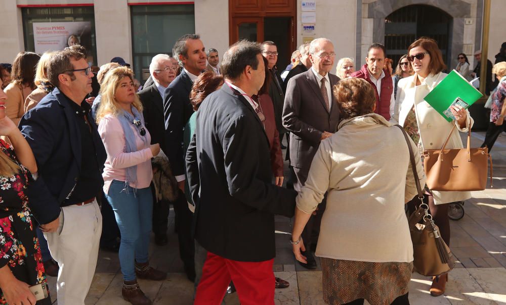 Málaga homenajea a sus comercios centenarios