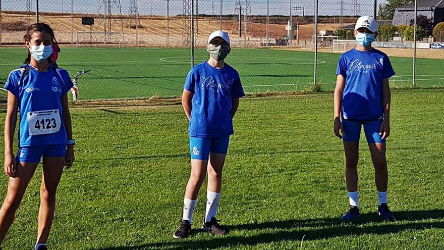 Equipo infantil en pista. | Cedida