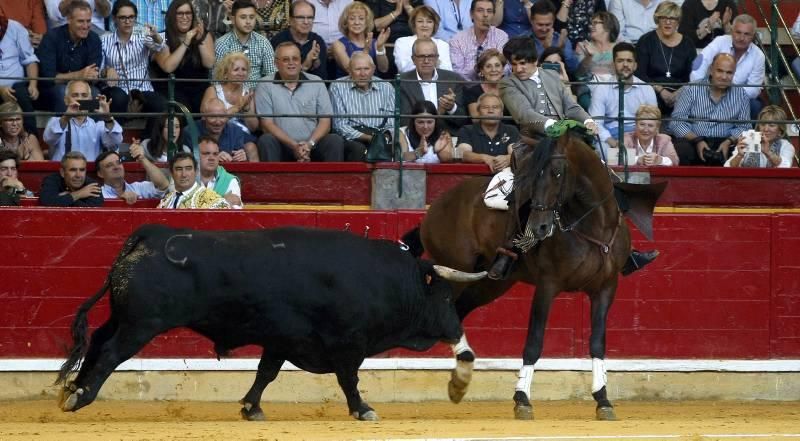 Toros: segundo día de Feria, lunes 12 de octubre de 2015