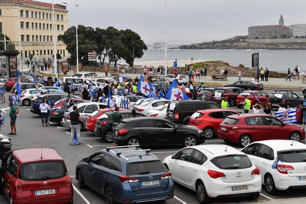 La caravana en defensa del Deportivo colapsó el tráfico en varios puntos de A Coruña.