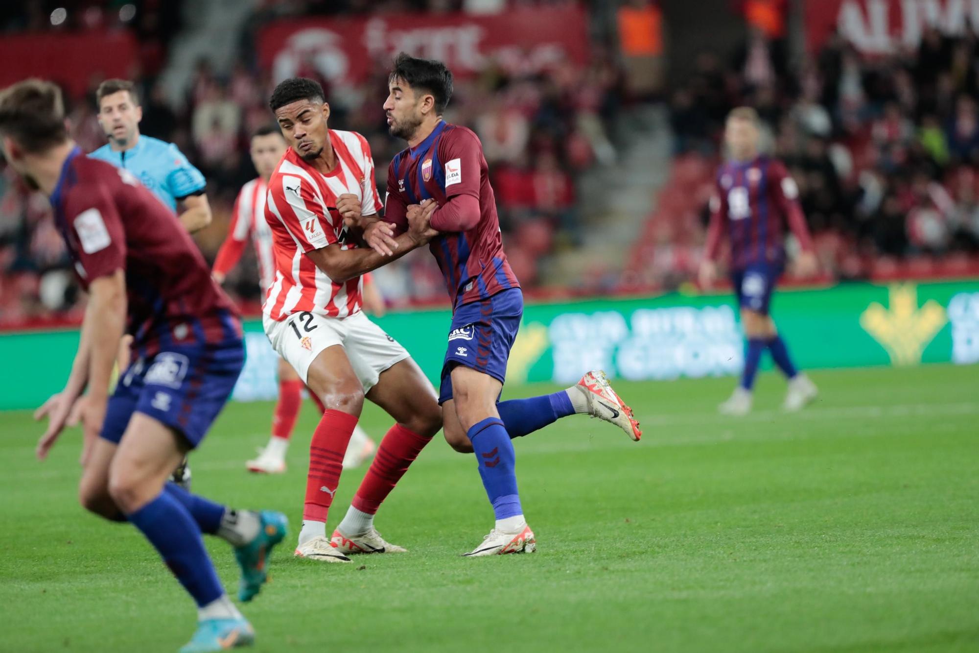 El Eldense cae 2-0 ante el Sporting en El Molinón