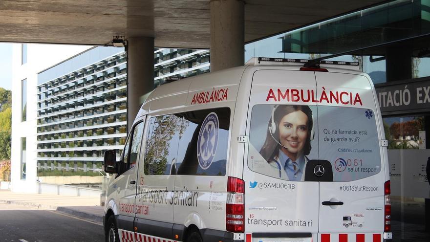 Conflicto con las ambulancias en Mallorca: «Mi hermano con cáncer ha perdido dos sesiones de radio porque le han dejado tirado»