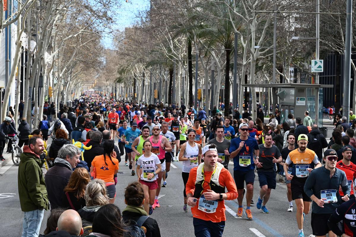 ¿Has participado en la Marató de Barcelona 2024? ¡Búscate en las fotos¡