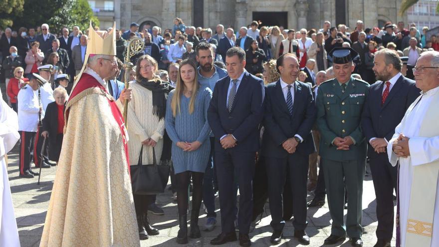 La guerra de Ucrania protagoniza la misa solemne dominical de las fiestas de Lalín