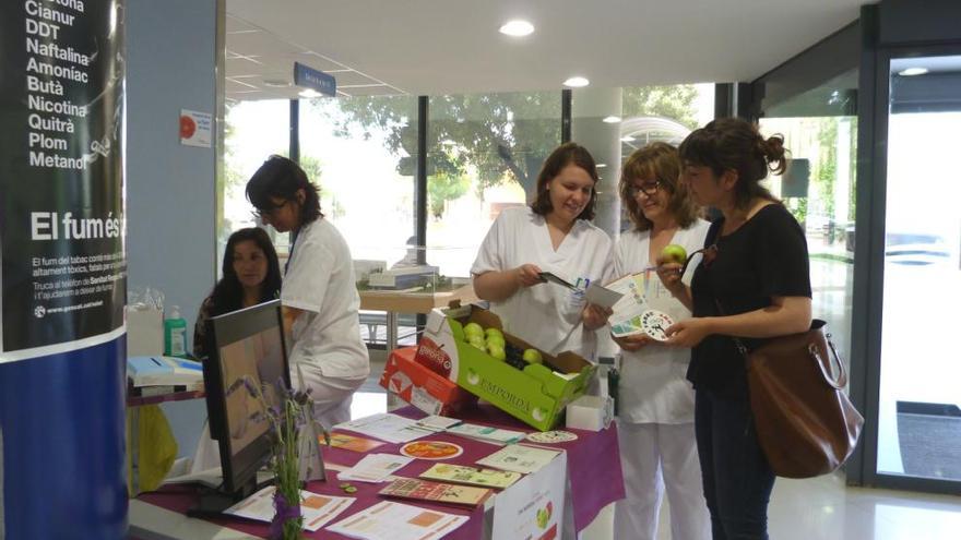 L&#039;hospital de Figueres reparteix més de 250 de pomes