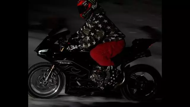 TwoJeys y Yamaha transforman la R9 de Quartararo en una obra de arte