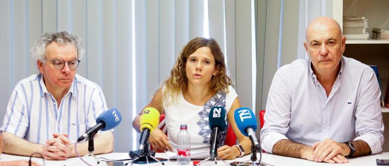 Juanjo Riera, María Costa y Antonio Domenech en rueda de prensa