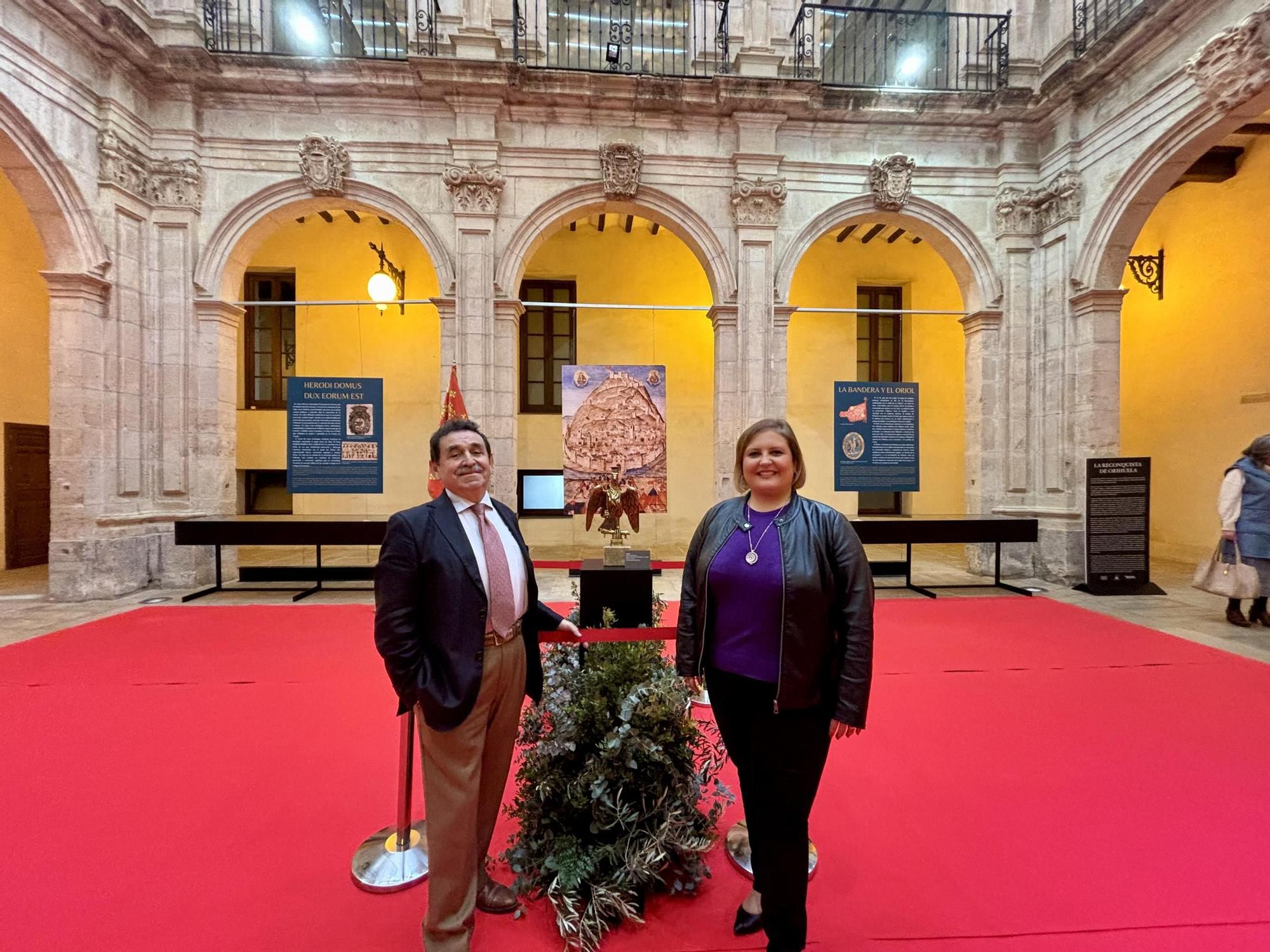 Una exposición ahonda en el simbolismo del Oriol como emblema de Orihuela