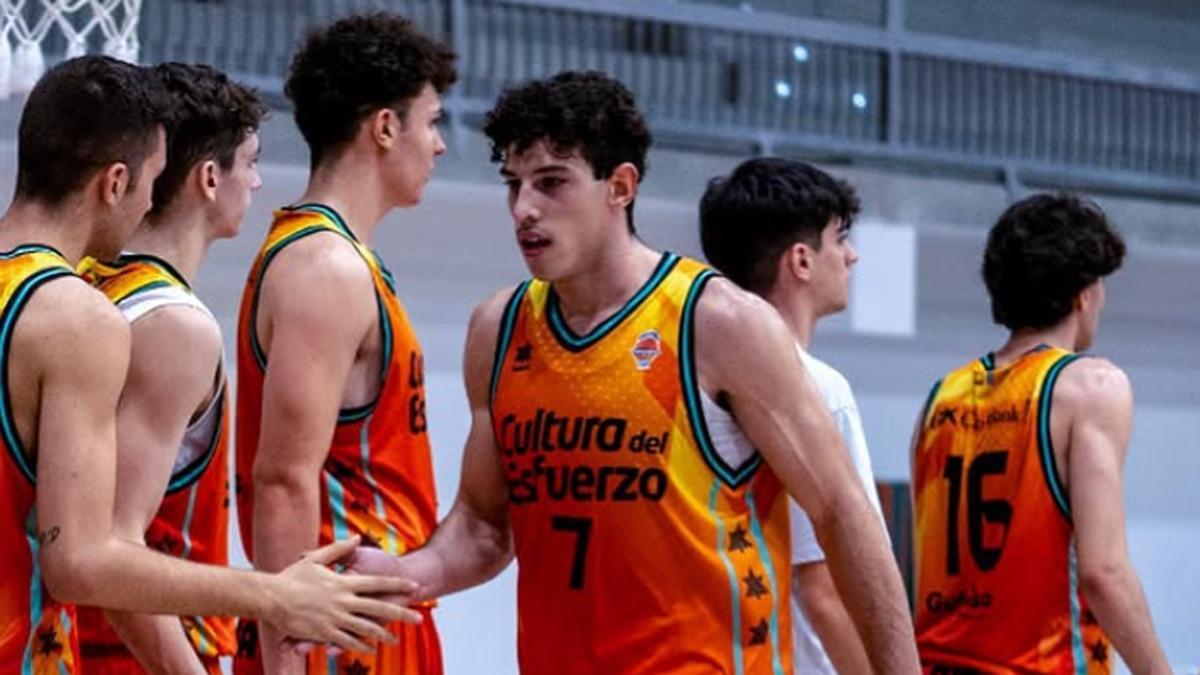 Pablo Navarro, canterano del Valencia Basket
