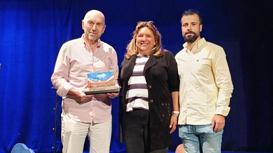 Cofiño reivindica a los pioneros de la urbanización de La Fresneda: &quot;Hicieron pueblo y comunidad&quot;