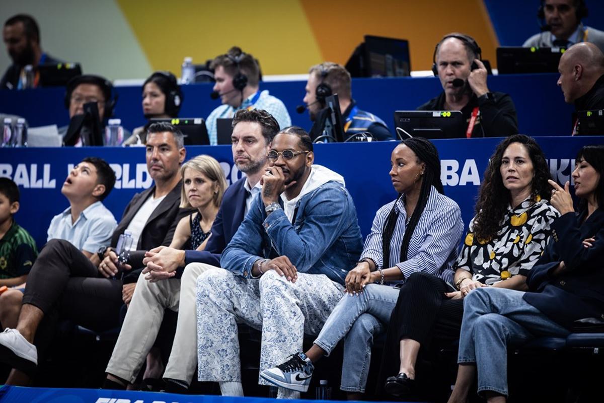 Scola, Gasol, Anthony y Sue Bird en un momento de la  semifinal