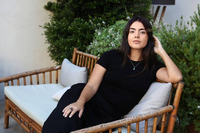 Júlia Colom: «Fora d’Espanya no hi ha problema per fer una música ultralocal i aquí això encara s’ha de veure»