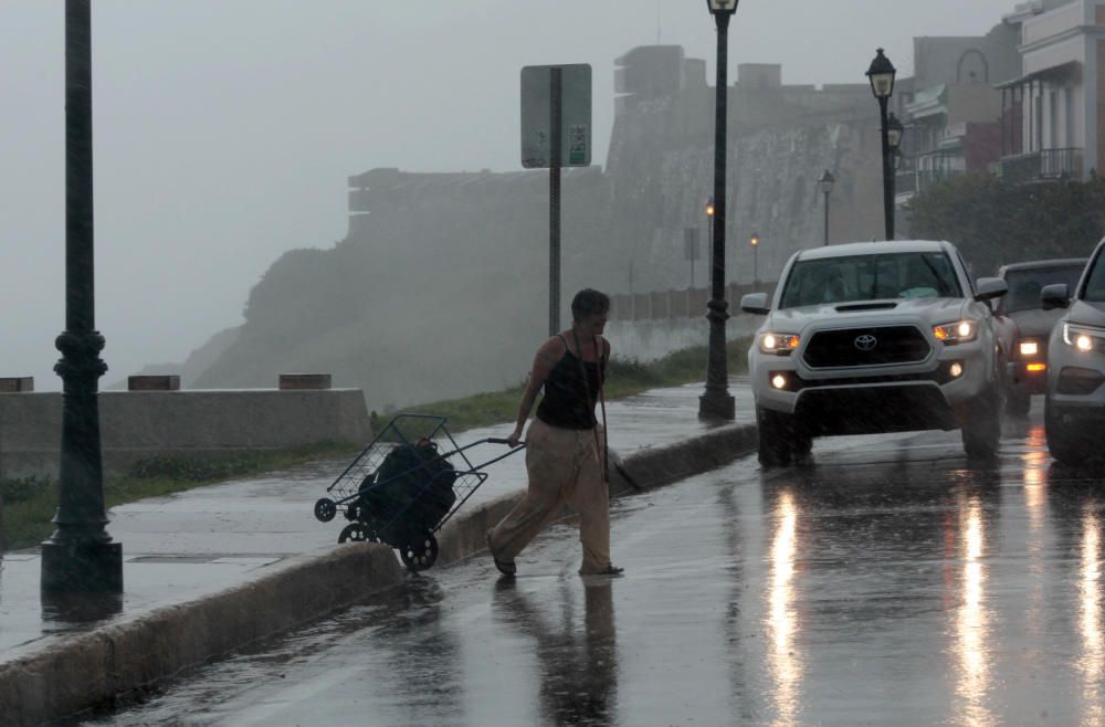 El huracán Irma se acerca a Puerto Rico