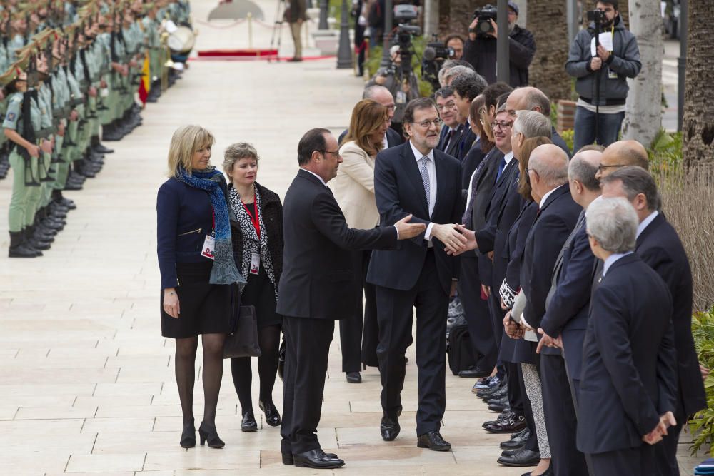 RAJOY Y HOLLANDE PRESIDEN LA XXV CUMBRE ...