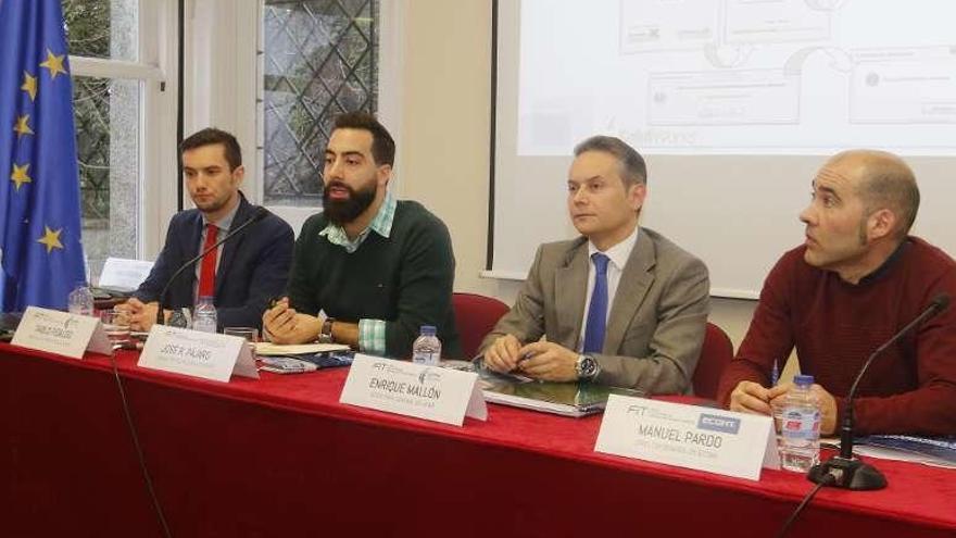 Un momento de la mesa del Foro Industrial de Transformación Digital.