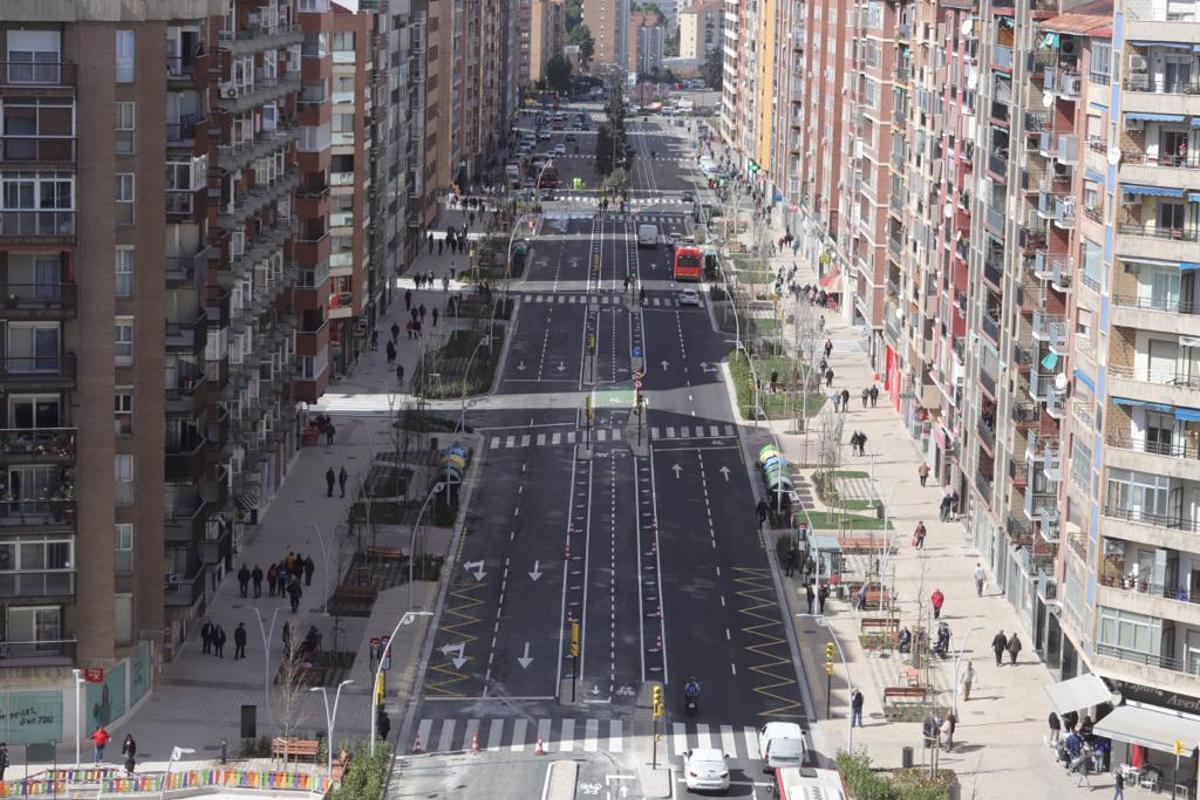 La reformada avenida Navarra en una imagen panorámica