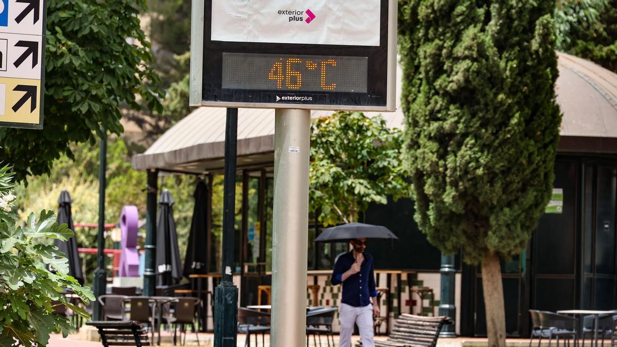 Alcoy con 39°C y Villena con 38°C lideran el cierre del mes bajo un sol radiante en toda Alicante