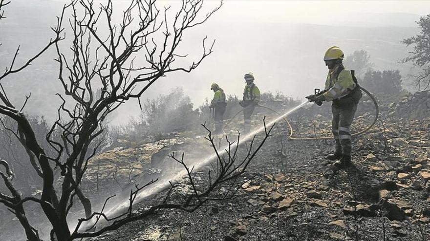 Sospechan que el incendio de Vall d’Alba fuera obra de un pirómano