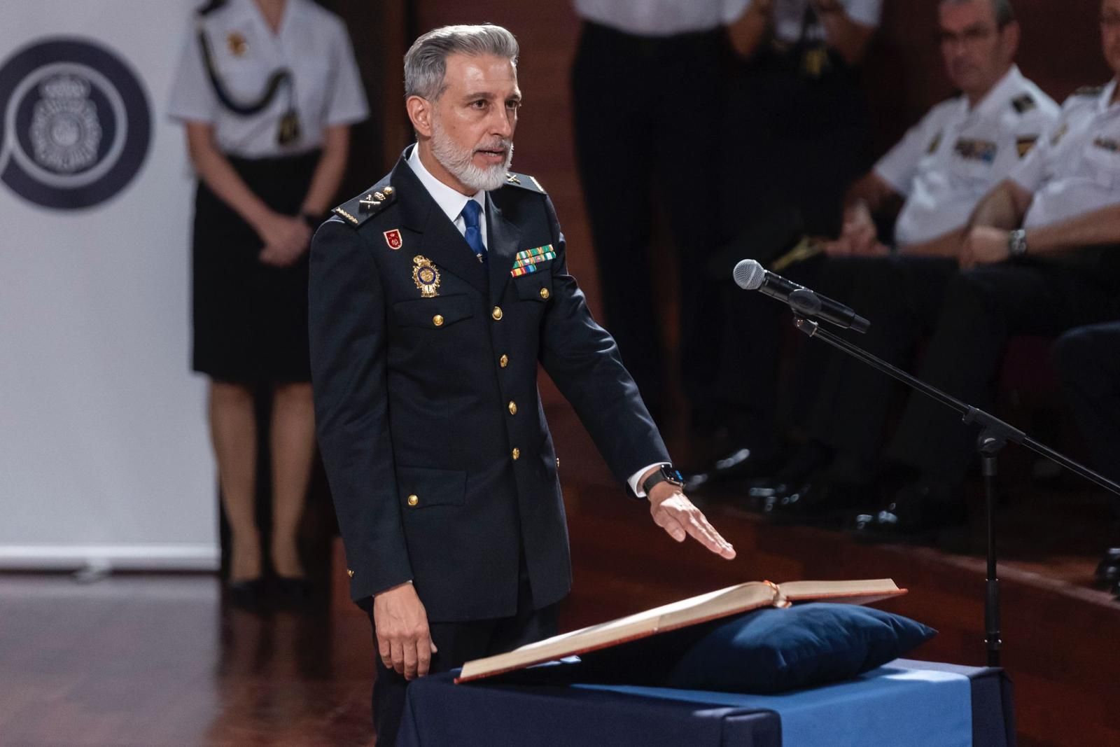 Toma de posesión del nuevo jefe superior de Policía de la Comunitat Valenciana, Carlos Gajero Grande