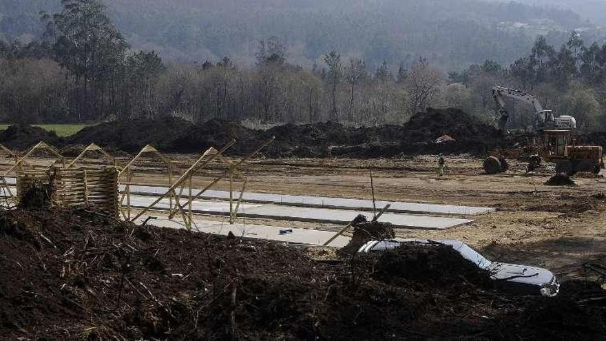 Terrenos sobre los que se preveía construir la granja. // Bernabé / Luismy