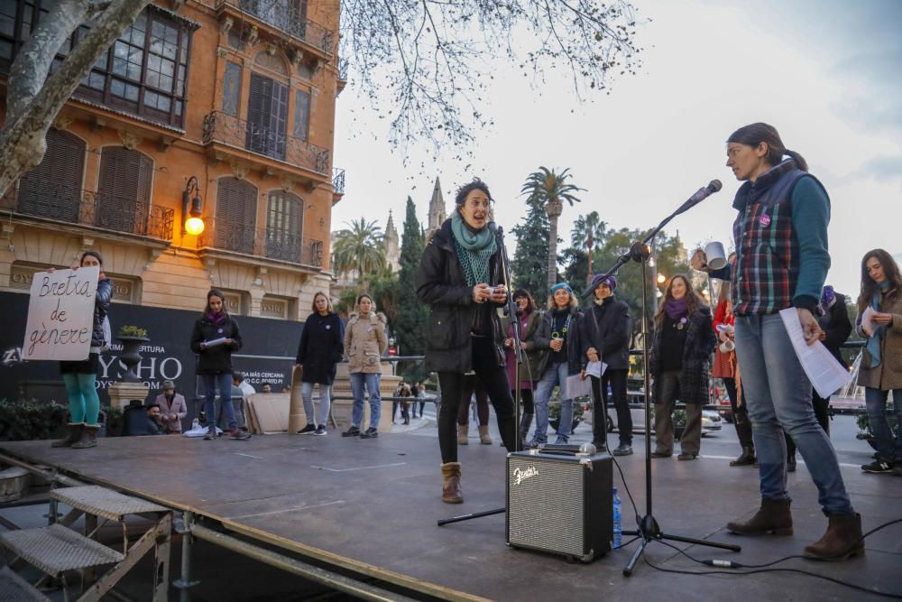 Manifestación de la plataforma 11FBalears de mujeres científicas