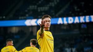 Viktor Tsygankov, celebrando uno de sus goles ante la Real Sociedad