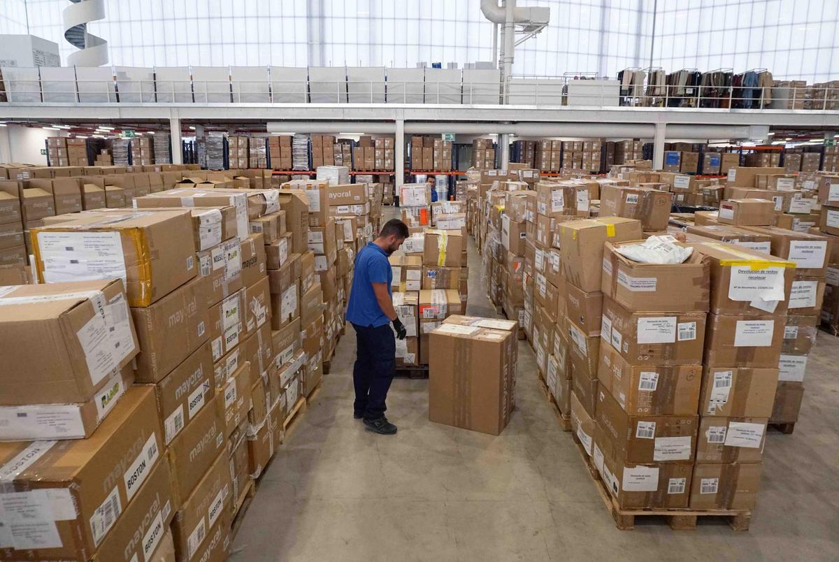 Interior de la nueva fábrica de Mayoral en Intelhorce