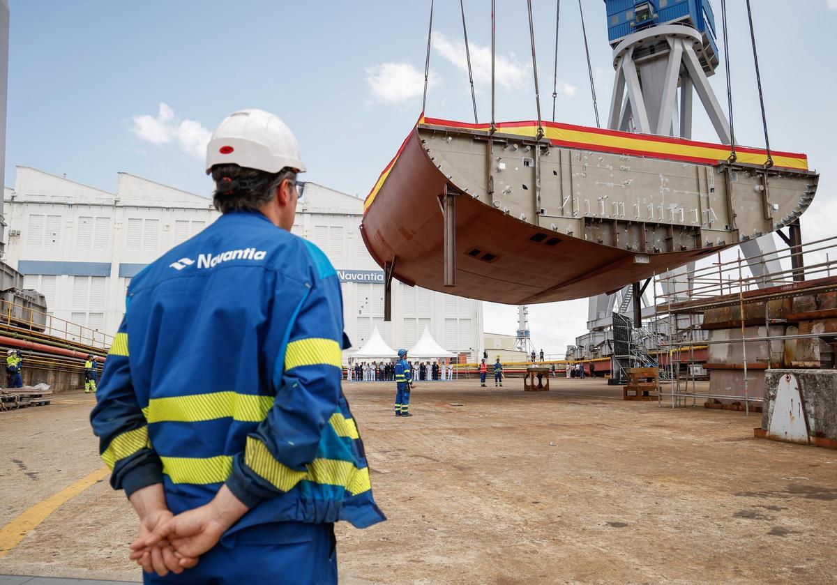 Labores de construcción de la fragata