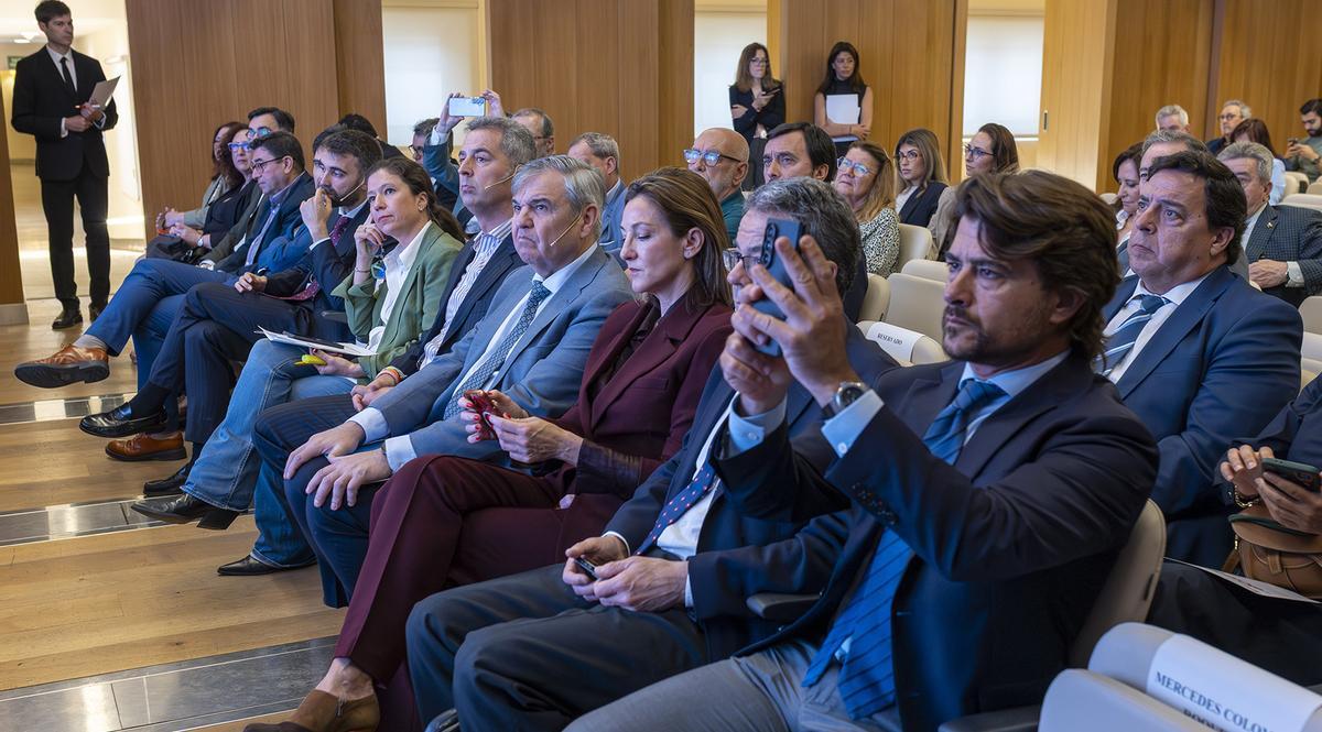 ¿Quién decide cuánto pagas por el agua?: el precio y su futuro en Andalucía, a debate en Aquaforum 2026