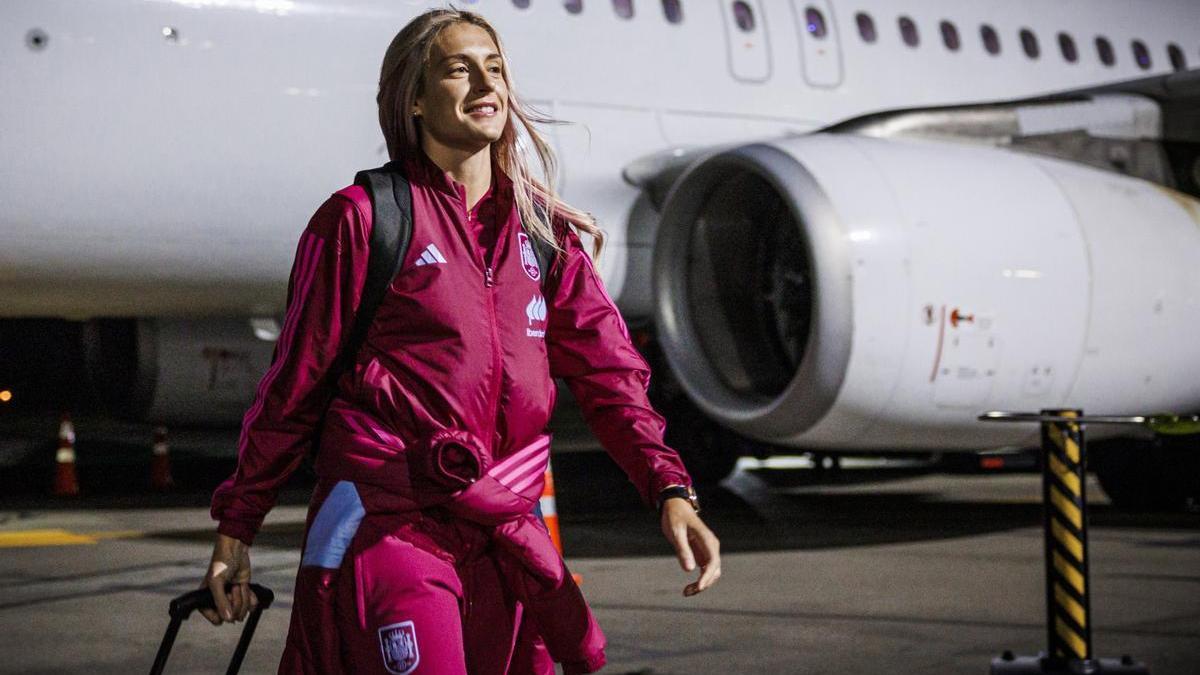 Alexia Putellas, capitana de la selección española, a su llegada a Nueva Zelanda.