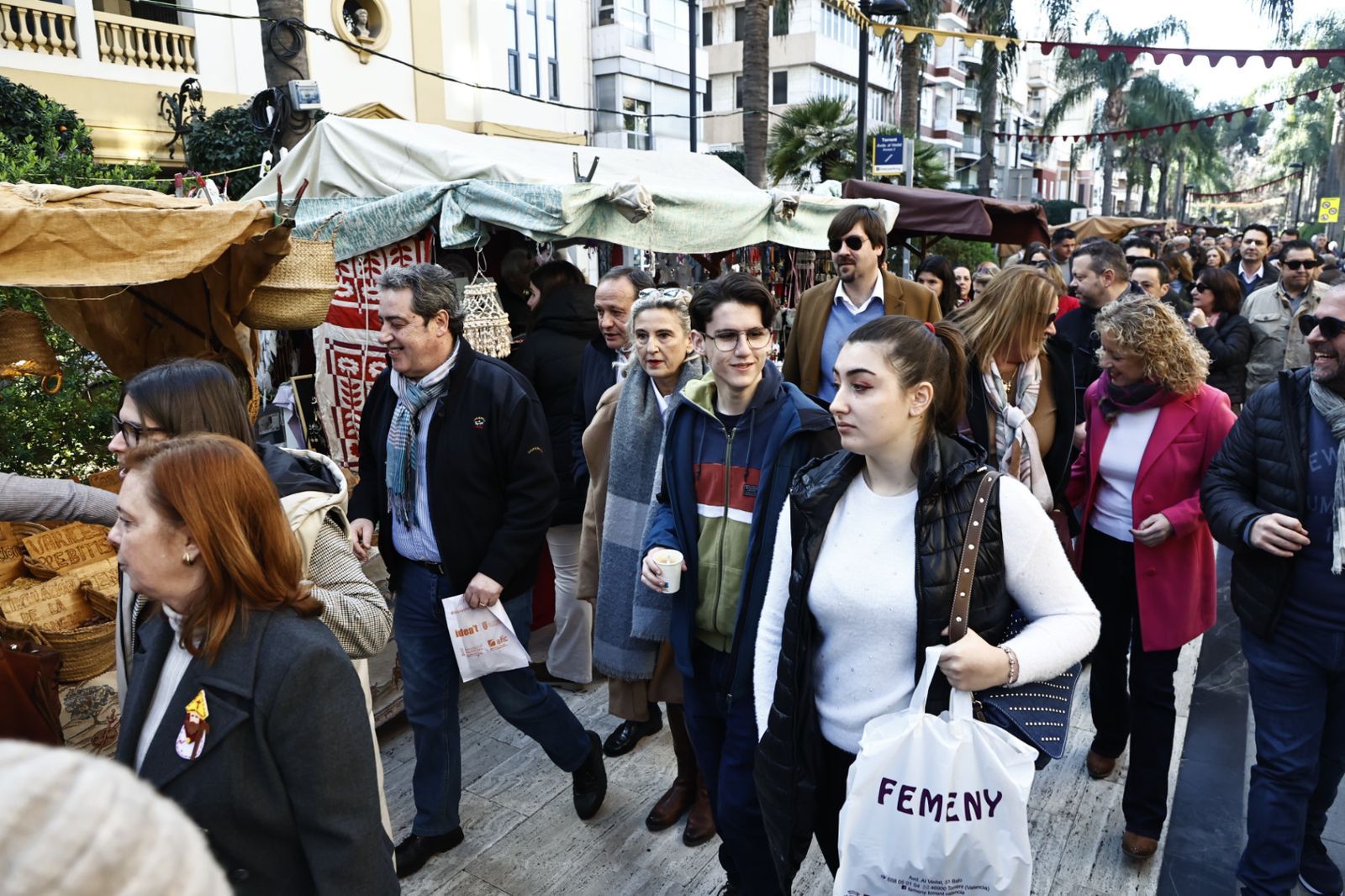 Almuerzo y paseíllo del PP y Vox en la Feria de Sant Blai en Torrent