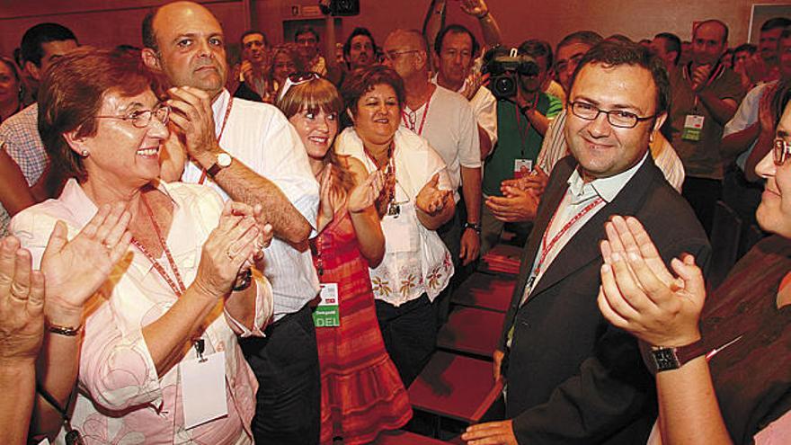 Triunfador. Miguel Ángel Heredia, el candidato ´oficialista´, ganó el congreso provincial del PSOE y sustituirá a Marisa Bustinduy.