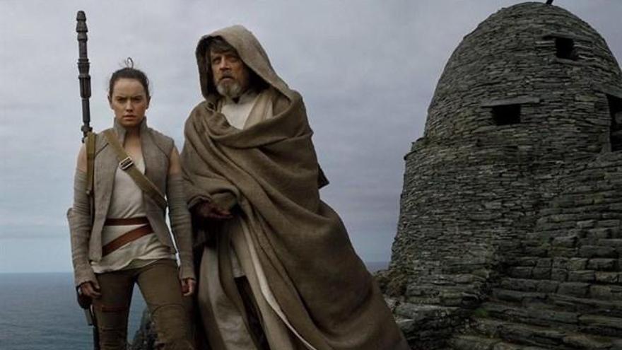 Luke Skywalker i Rey a «Star Wars 8: Els últimsjedi»