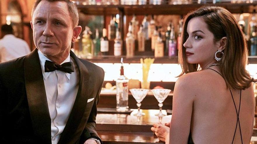 James Bond, al rescat dels cines