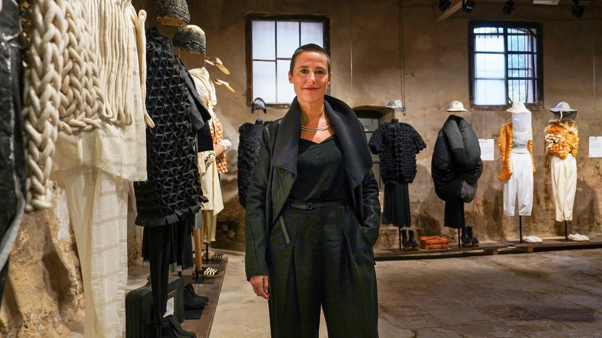 Miriam Ponsa, a la seva exposició retrospectiva al Rec.0 d’Igualada