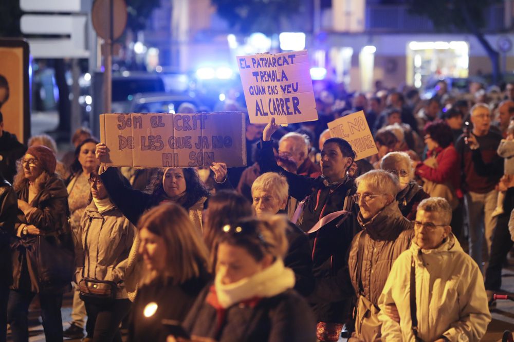 Sagunt grita contra la violencia machista el 25N