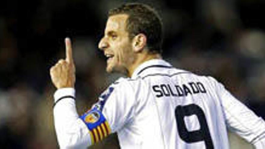 Soldado, en su etapa del Valencia CF