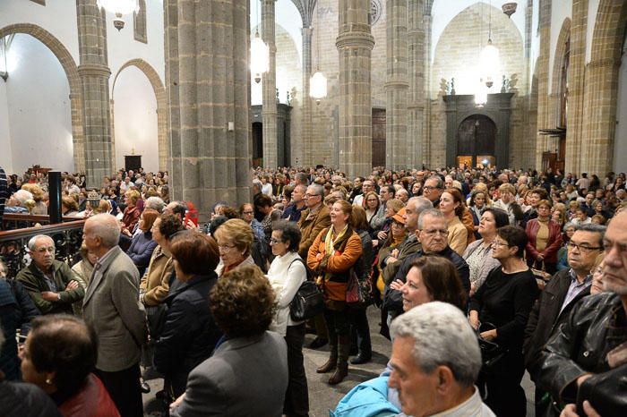 Misa en la Catedral contra Gala Drag