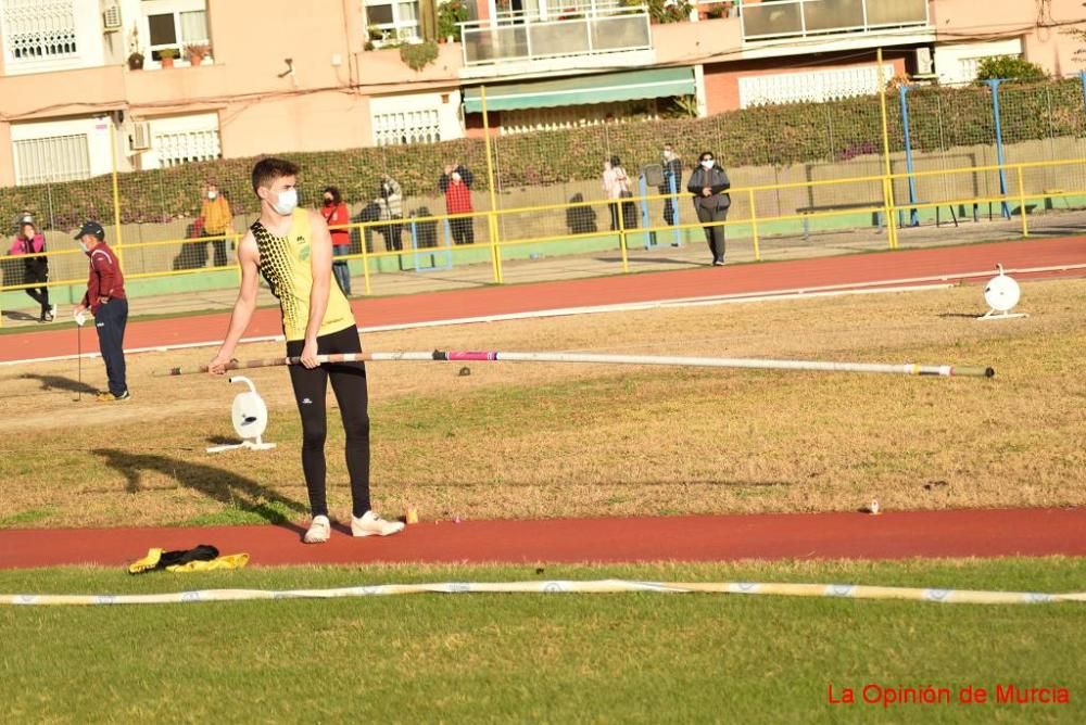 Control federativo de atletismo en Cartagena