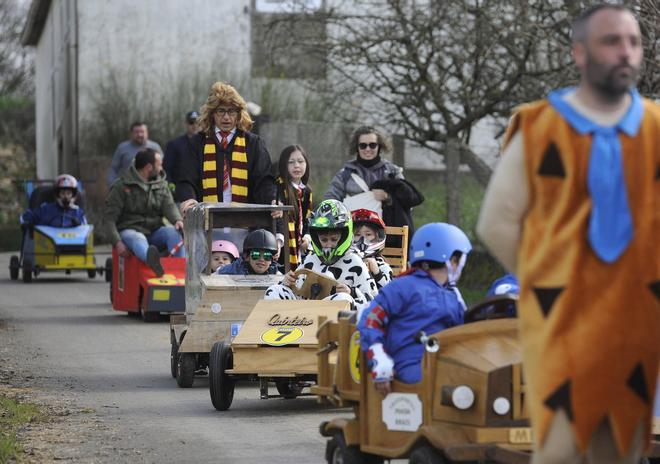 As Carrilanas de Santiso, un novo desborde de imaxinación e velocidade
