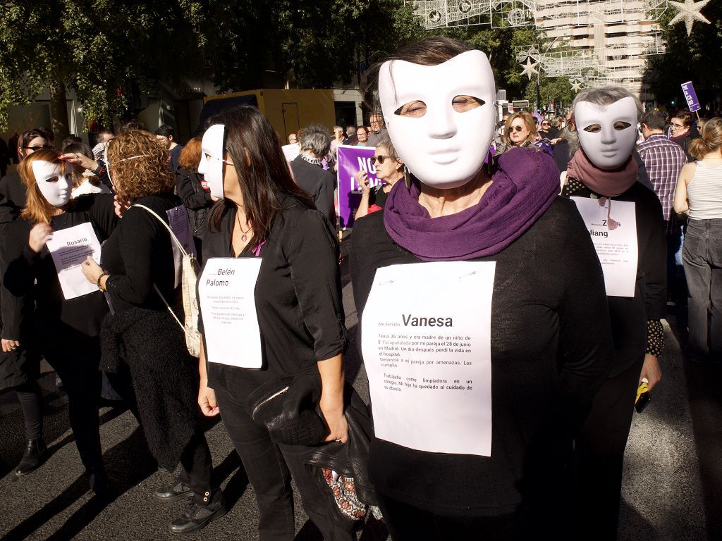 La manifestación en Murcia contra la violencia machista, en imágenes