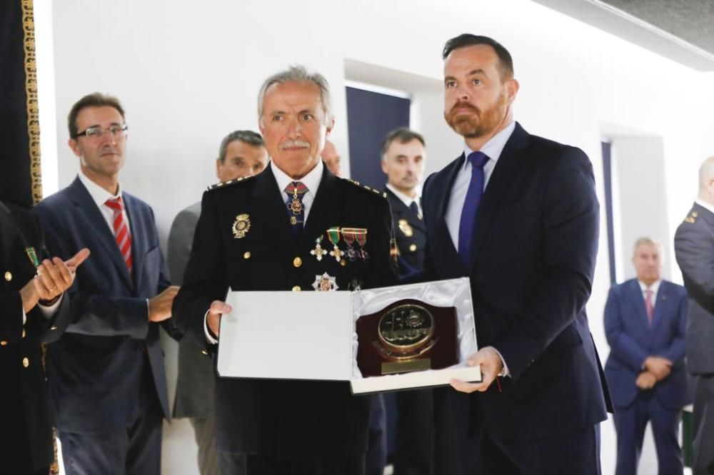 La Policía Nacional celebra su día en Vigo con la entrega de medallas