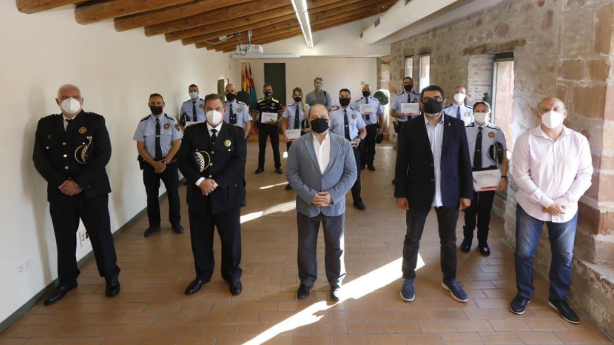 Viladecans distingue a 17 agentes policiales por sus ¿actuaciones notorias¿ al servicio de la ciudad