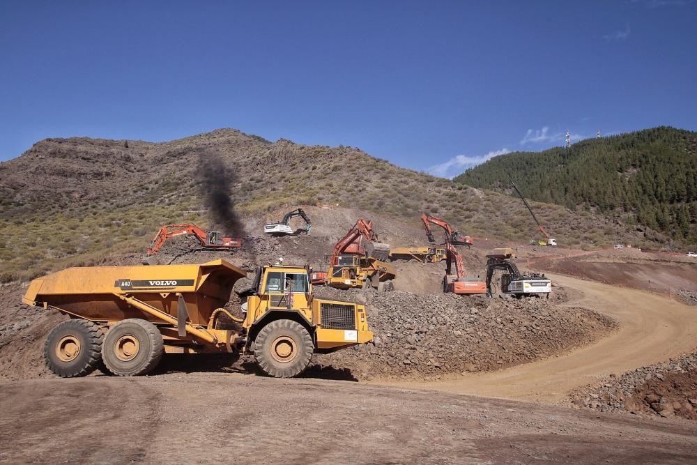 Inicio de la excavación del túnel de Erjos.