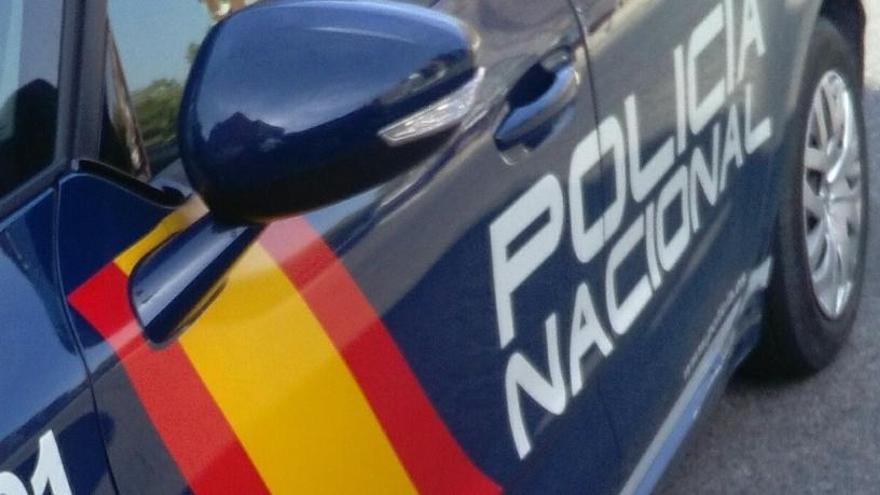 Tres encapuchados asaltan a una octogenaria en su chalé de Alicante y le roban 20.000 euros