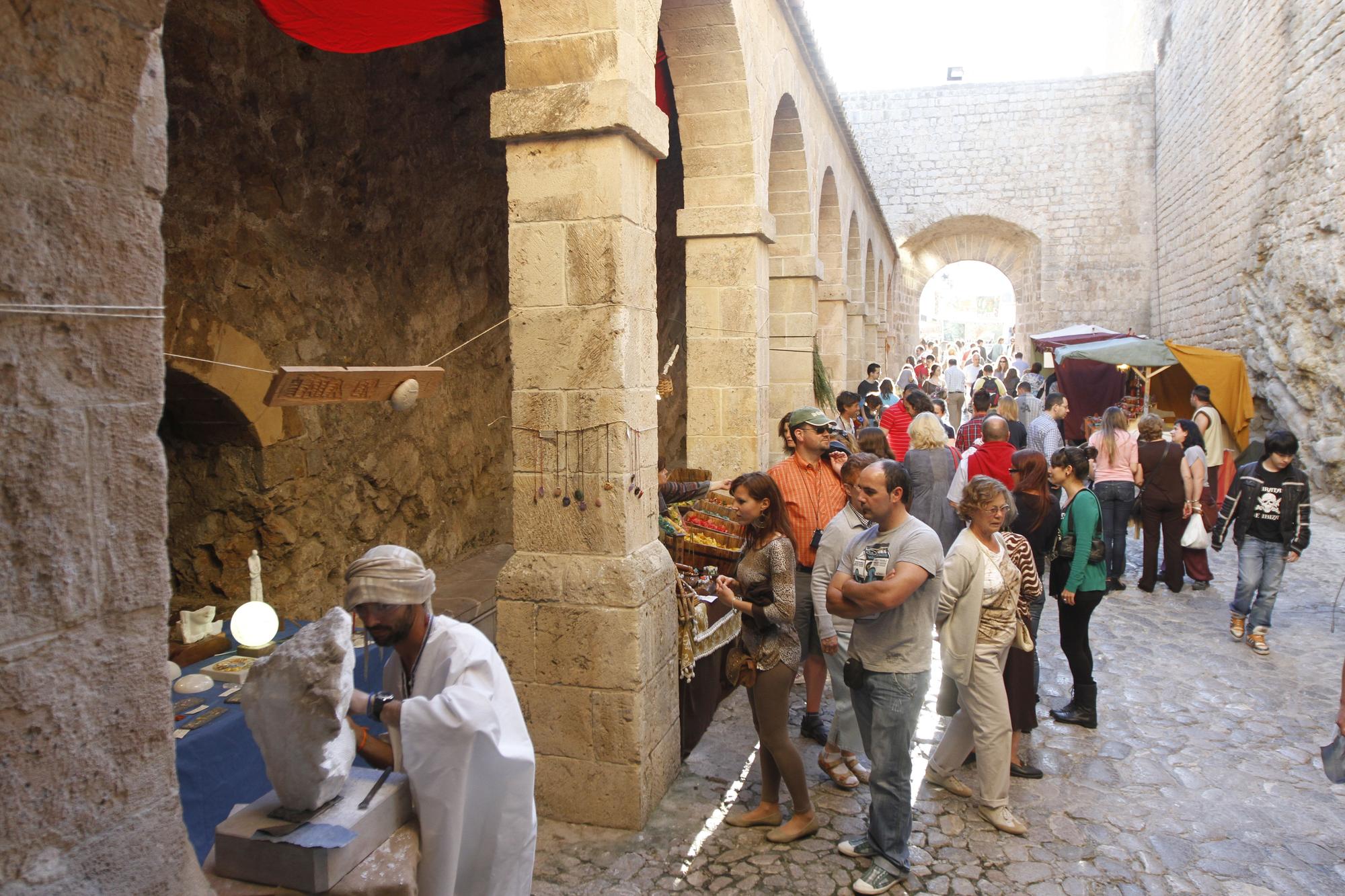 Edición de 2012 de la Feria Medieval de Ibiza.