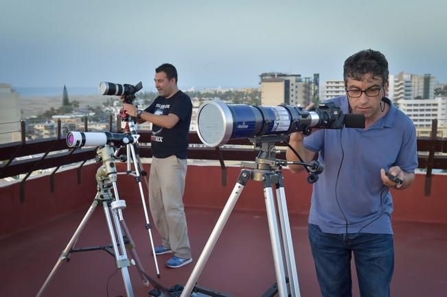 Observación del eclipse con "los cazadores de ...