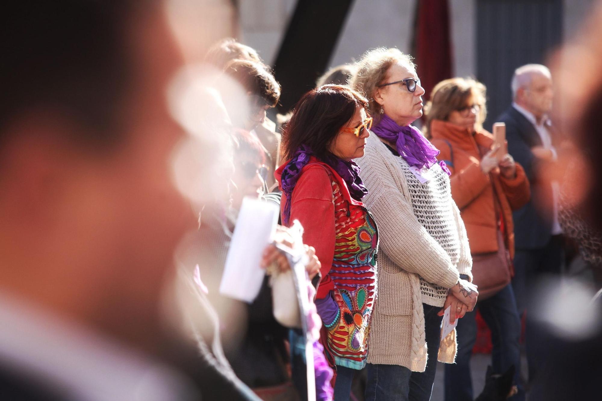 Vila-real se moviliza contra la violencia de género al grito de «Ni una más»