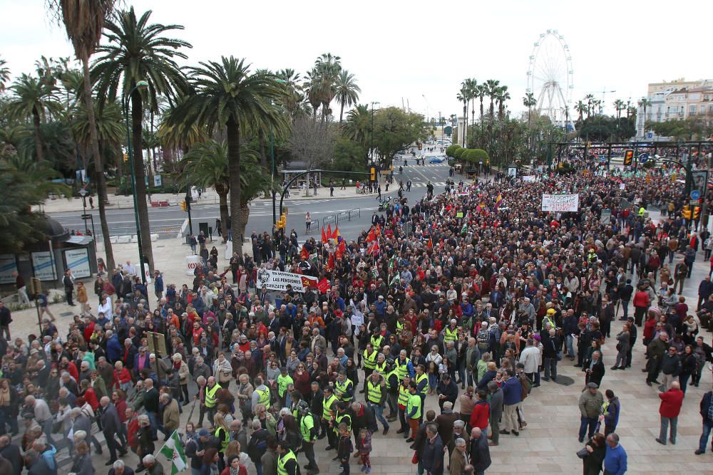 Concentración en Málaga por unas pensiones "dignas"