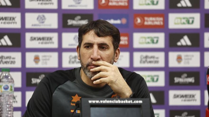 Mumbrú: &quot;Que el Baskonia tenga a Howard cambia, pero nosotros tenemos a Harper&quot;